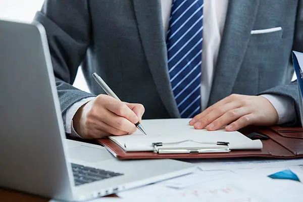 家长教育属于哪个类目的